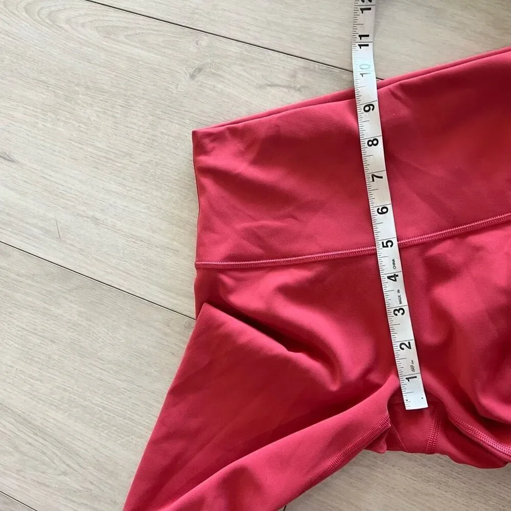 Lulukemon women leggings size 4
